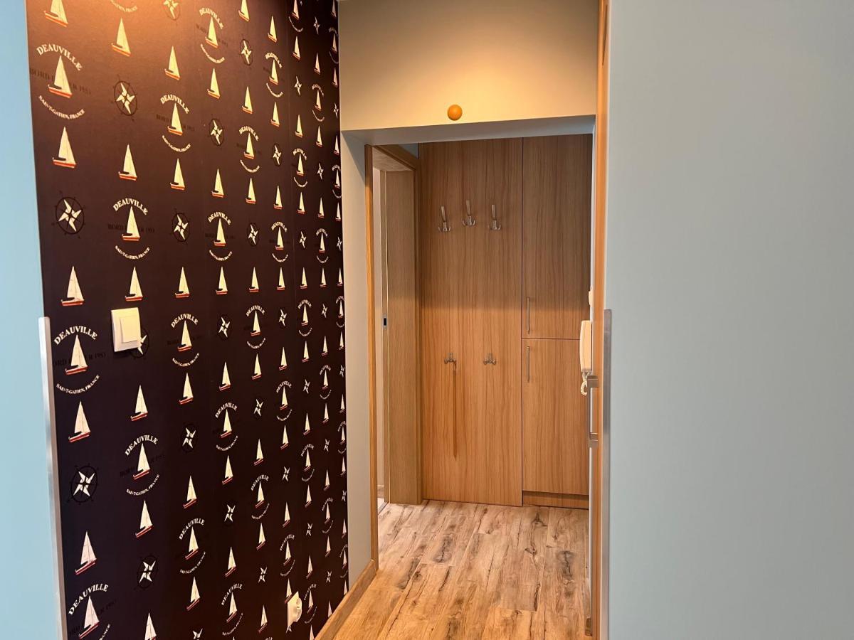 Apartament Bari 斯维诺乌伊希切 外观 照片