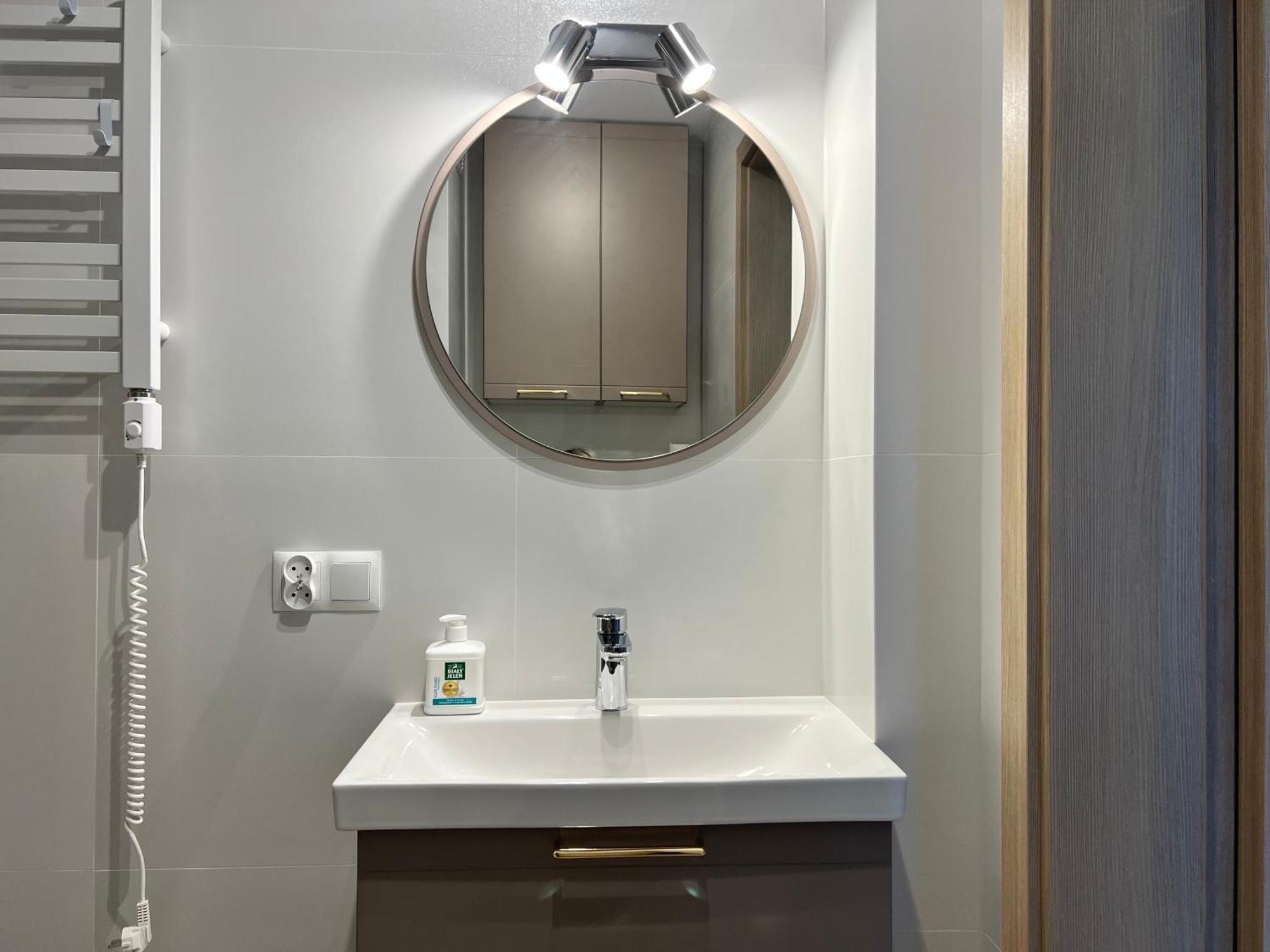 Apartament Bari 斯维诺乌伊希切 外观 照片